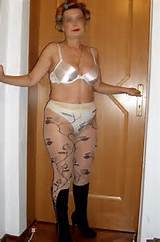 MILF in pantyhose