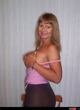 mature-Sandy-bedfordshireblonde-british-MILF-solo_10428.jpg