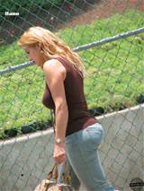 ... milf in tight jeans votes 0 views 3306 categories tight clothes add to