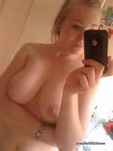 Big tits milf nude self-pics!