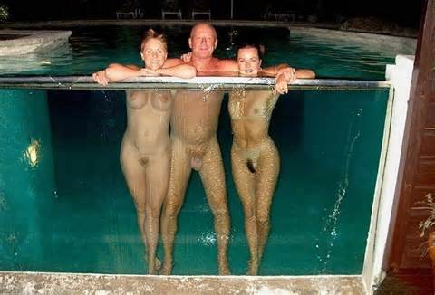 Welsh Naturist Couple (NSFW) 18+